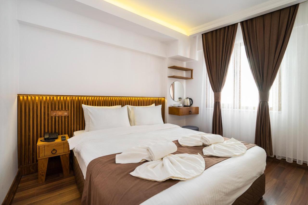 Deluxe Double Room,1082881459:JPEG
